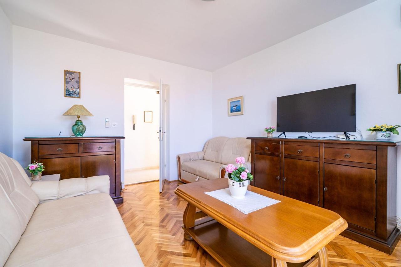 Apartments & Rooms Stella Дубровник Екстериор снимка